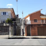 BELA CASA 274 M² C/ 3 QUARTOS 1 SALA 1 COZINHA 3 BANHEIROS 2 VAGAS Para Estacionamento coberta P/ VENDA NA V N Cachoeirinha