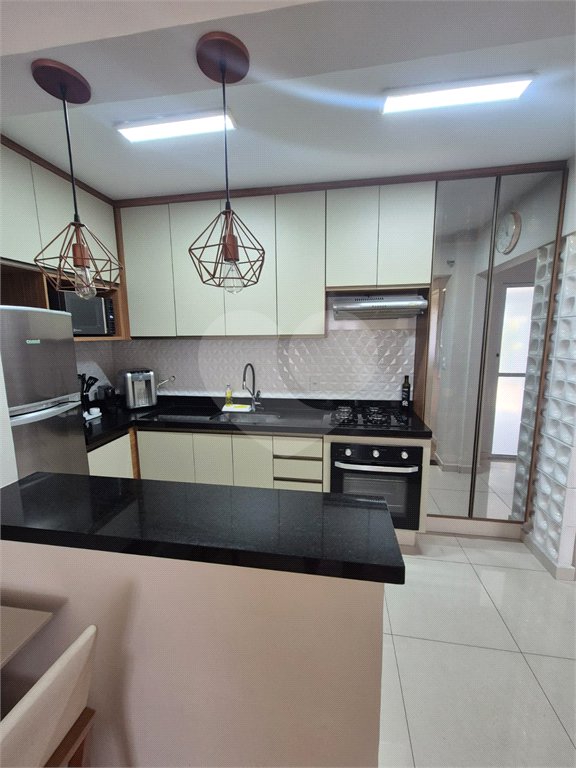 Casa em condomínio , com 72m² , 2 dormitórios , 1 vaga , à venda no bairro da Penha.