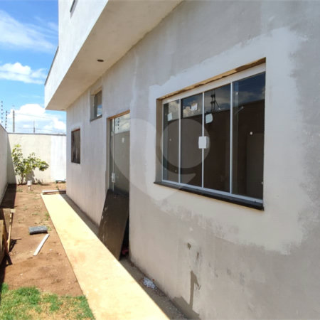 Casa à venda de 2 dormitórios em São Carlos, no bairro Arcoville.