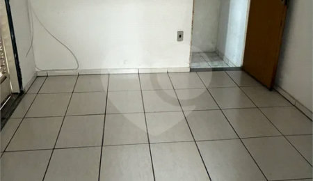 Casa à venda com 2 quartos em Vila Marcelino, São Carlos, SP