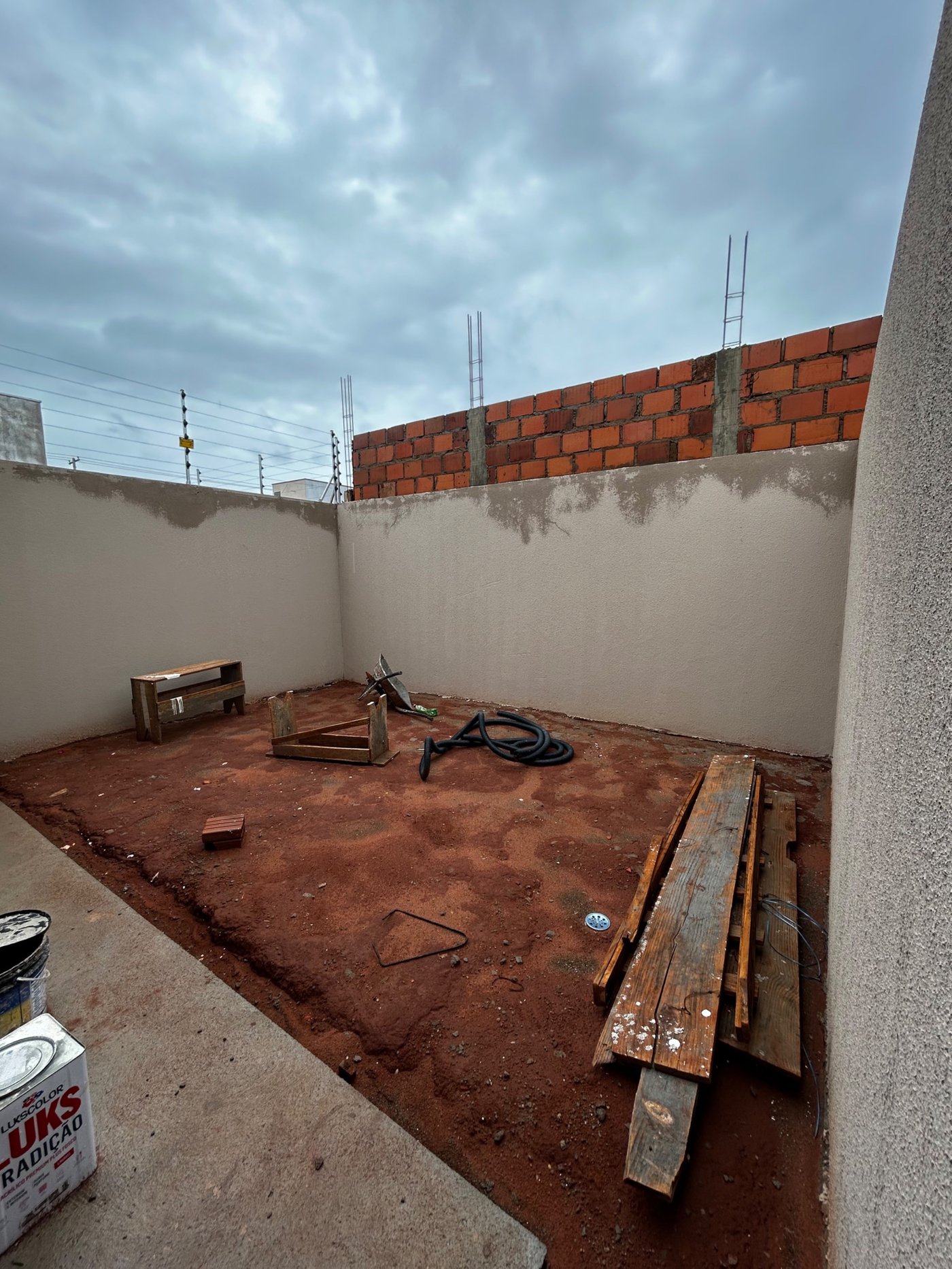 Casa à venda com 3 quartos, sendo 1 suíte,  em Bela Vista da Lagoa, Três Lagoas, MS