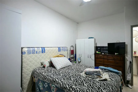 Casa à venda com 6 quartos, sendo 1 suíte,  em Vila Sônia, São Paulo, SP
