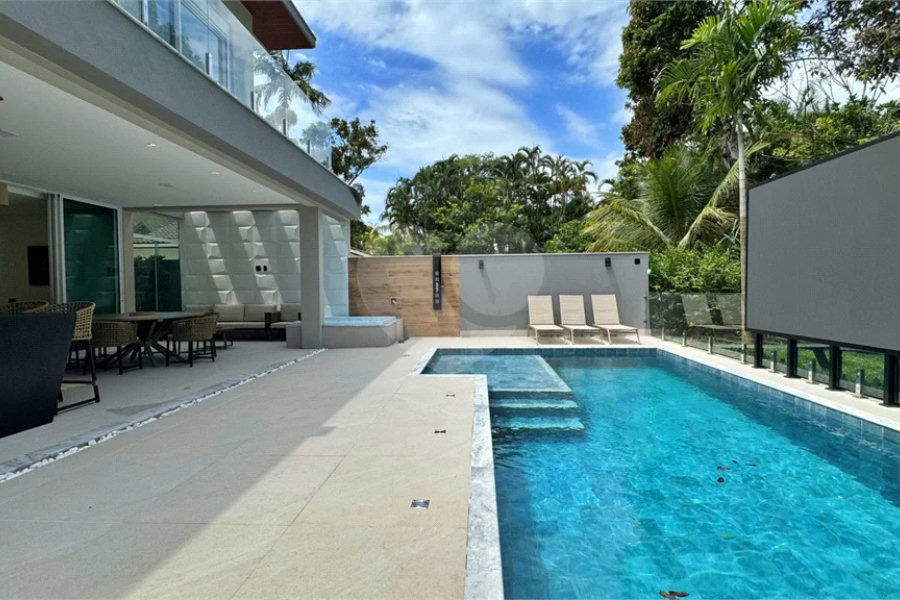 Casa à venda com 5 suítes em Riviera de São Lourenço, Bertioga, SP