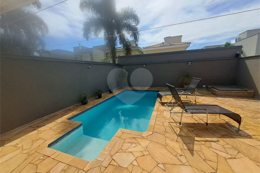 Linda Casa 3 dormitórios com piscina - R$ 950.000,00
