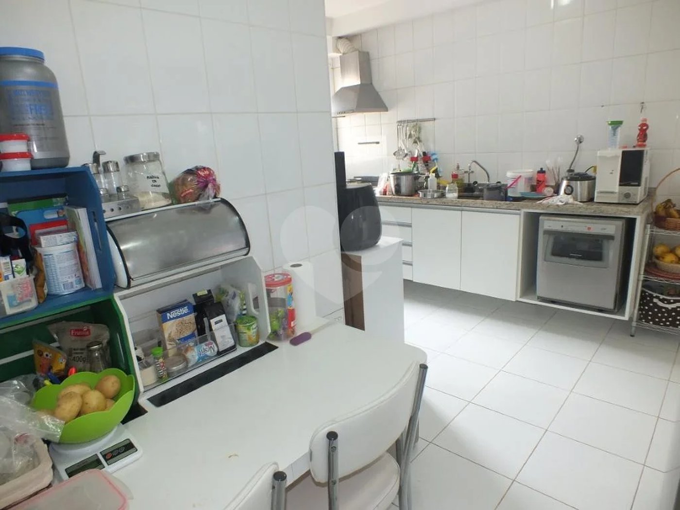 Apartamento com 03 suítes no Alto Da Boa Vista.