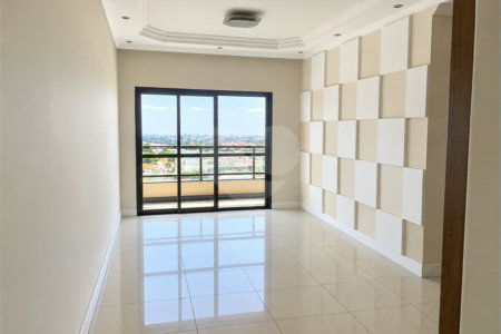 Cobertura de 255 m² com 3 dormitórios, 1 suíte, cozinha planejada, 2 vagas e área gourmet com churrasqueira.