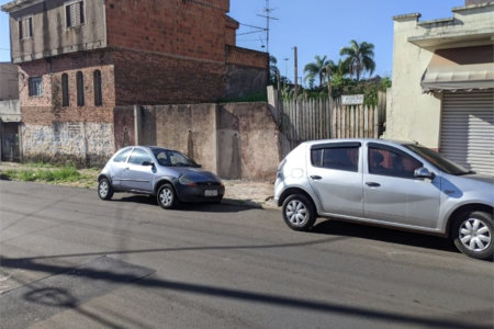 Terreno com 410,00 m² no bairro Vila Costa do Sol.