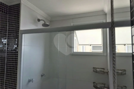 Oportunidade na Vila Leopoldina! Imóvel de 69m2, com 3 dorm., sendo 1 suíte, 2 banheiros, sala, cozinha e 2 vagas. Com ar condicionado em 2 dorm.