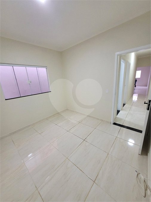 SUA CASA NOVA ESPERA POR VOCÊ!