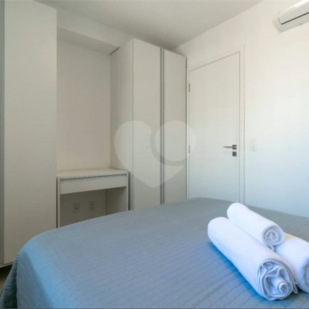 Apartamento de 45 m2 na Bela Vista, mobiliado, pronto para morar !