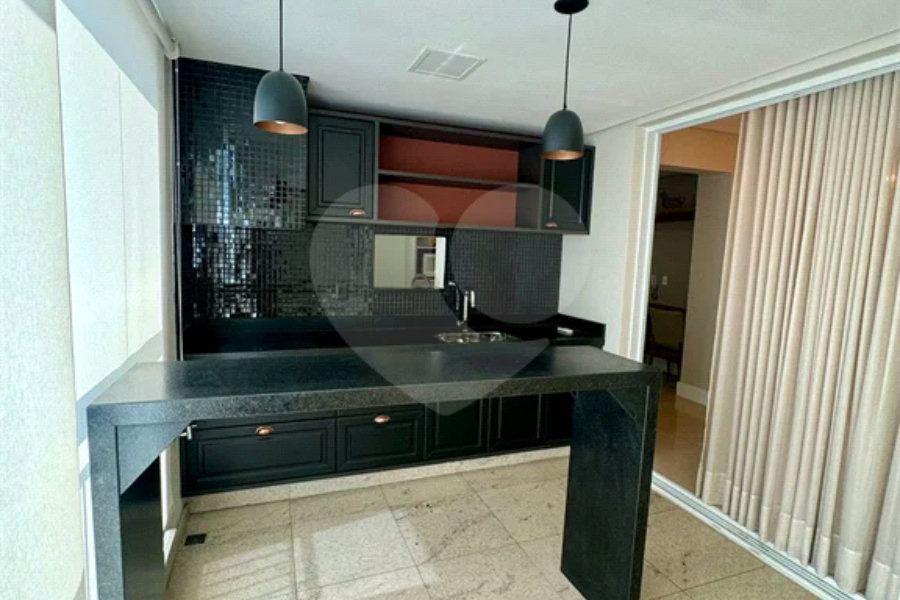 Apartamento no Edifício Bellagio, com 3 dormitórios, sol da manha e na modalidade porteira fechada.