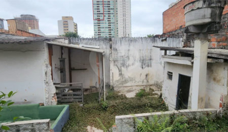 Vende-se Terreno no Jardim Aeroporto