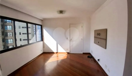 Apartamento à venda com 3 quartos, sendo 1 suíte,  em Jardim Sul, São Paulo, SP