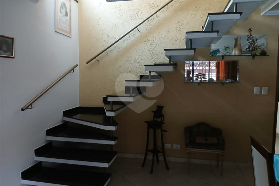 Sobrado à venda com 3 quartos, sendo 1 suíte,  em Imirim, São Paulo, SP