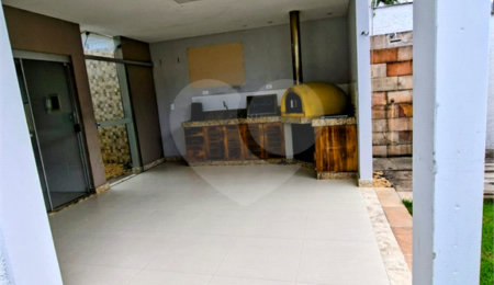 Casa à venda com 3 quartos, sendo 2 suítes,  em Orla Norte, Porto Seguro, BA