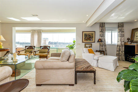 Apartamento à venda com 4 quartos, sendo 3 suítes,  em Real Parque, São Paulo, SP