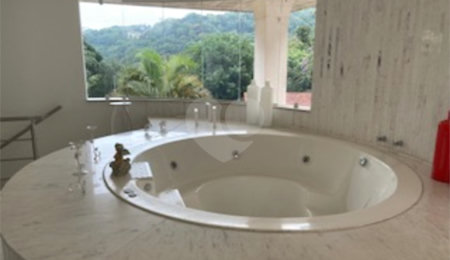 Casa à venda com 4 suítes no condomínio Parque Imperial da Cantareira, Mairiporã - SP