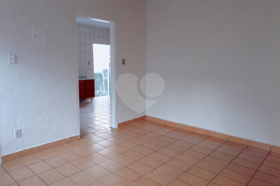 Sobrado à venda com 2 quartos em Jaraguá, São Paulo, SP