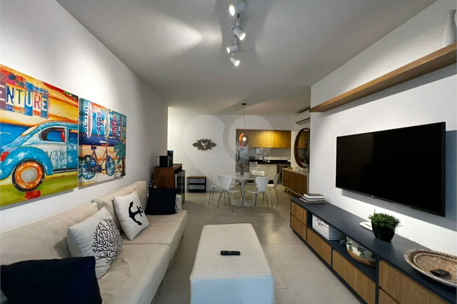 Apartamento à venda com 3 quartos, sendo 1 suíte,  em Riviera de São Lourenço, Bertioga, SP