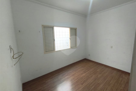 Casa à venda com 3 quartos, sendo 2 suítes, em Vila Carolina, Itapetininga, SP
