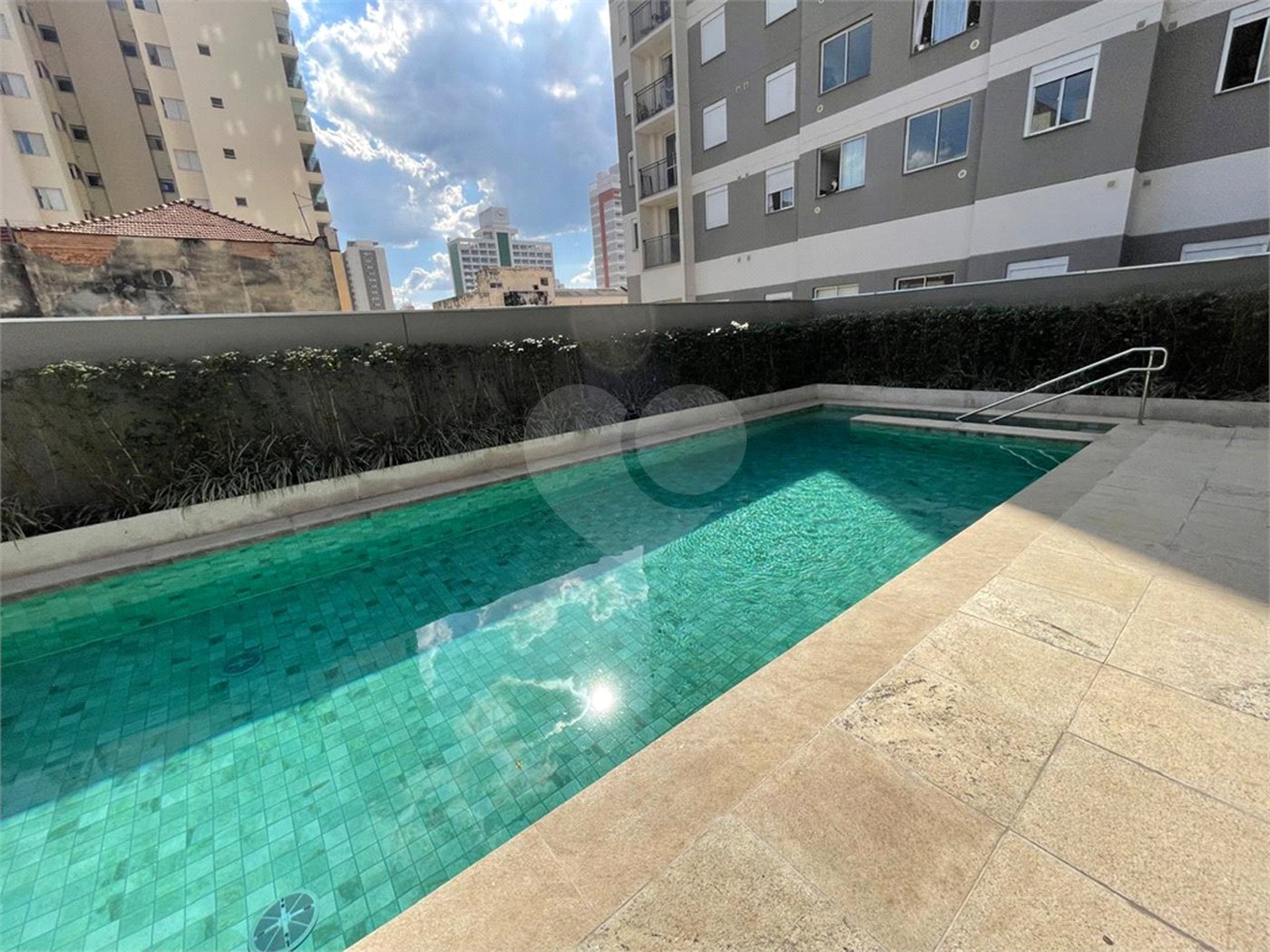 Apartamento à venda ou para alugar com 1 suíte em Água Branca, São Paulo, SP