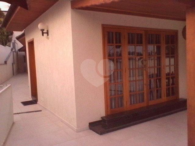 Sobrado à venda com 4 quartos, sendo 2 suítes,  em Vila Albertina, São Paulo, SP