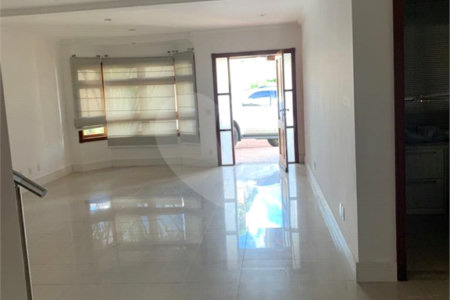 Casa à venda com 5 suítes no condomínio Jardim São Felipe, Atibaia - SP