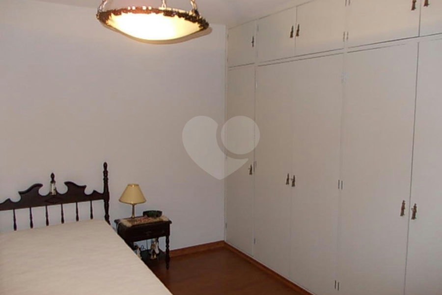 Sobrado à venda com 2 quartos em Santana, São Paulo, SP