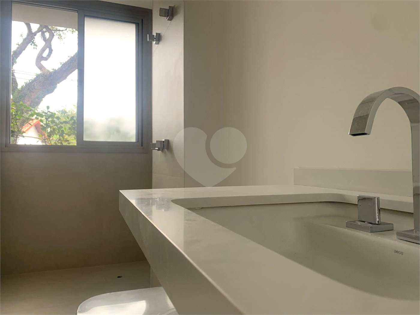Apartamento à venda com 2 suítes em Vila Madalena, São Paulo, SP