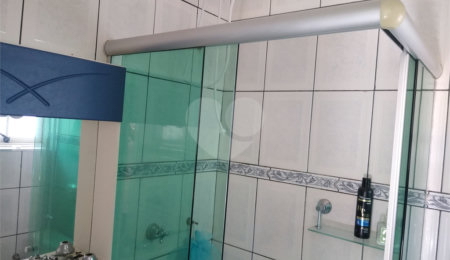 Sobrado à venda com 4 quartos, sendo 3 suítes,  em Vila Monumento, São Paulo, SP