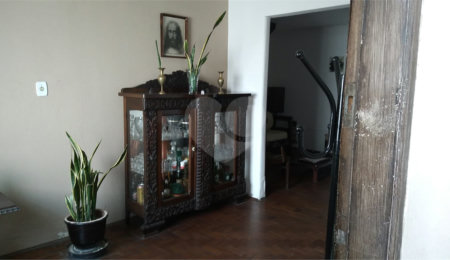 Apartamento à venda com 6 quartos, sendo 1 suíte,  em Santana, São Paulo, SP