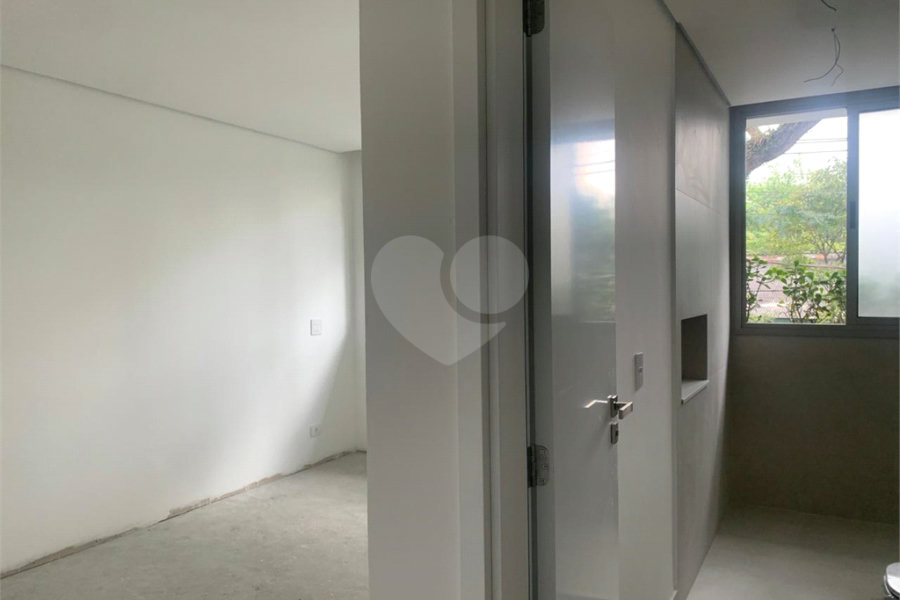 Apartamento à venda com 2 suítes em Alto de Pinheiros, São Paulo, SP