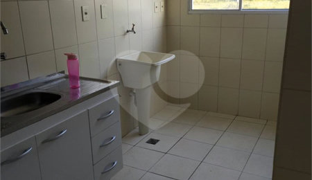 Apartamento à venda com 2 quartos em Lopes de Oliveira, Sorocaba, SP