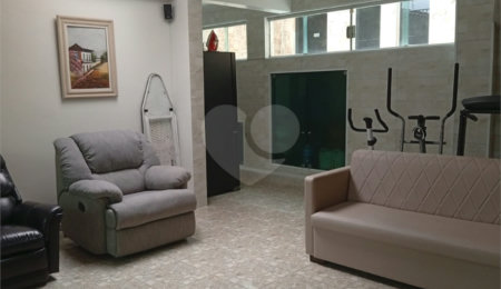 Sobrado à venda ou para alugar com 3 quartos, sendo 2 suítes, em Jardim São José (zona Norte), São Paulo, SP
