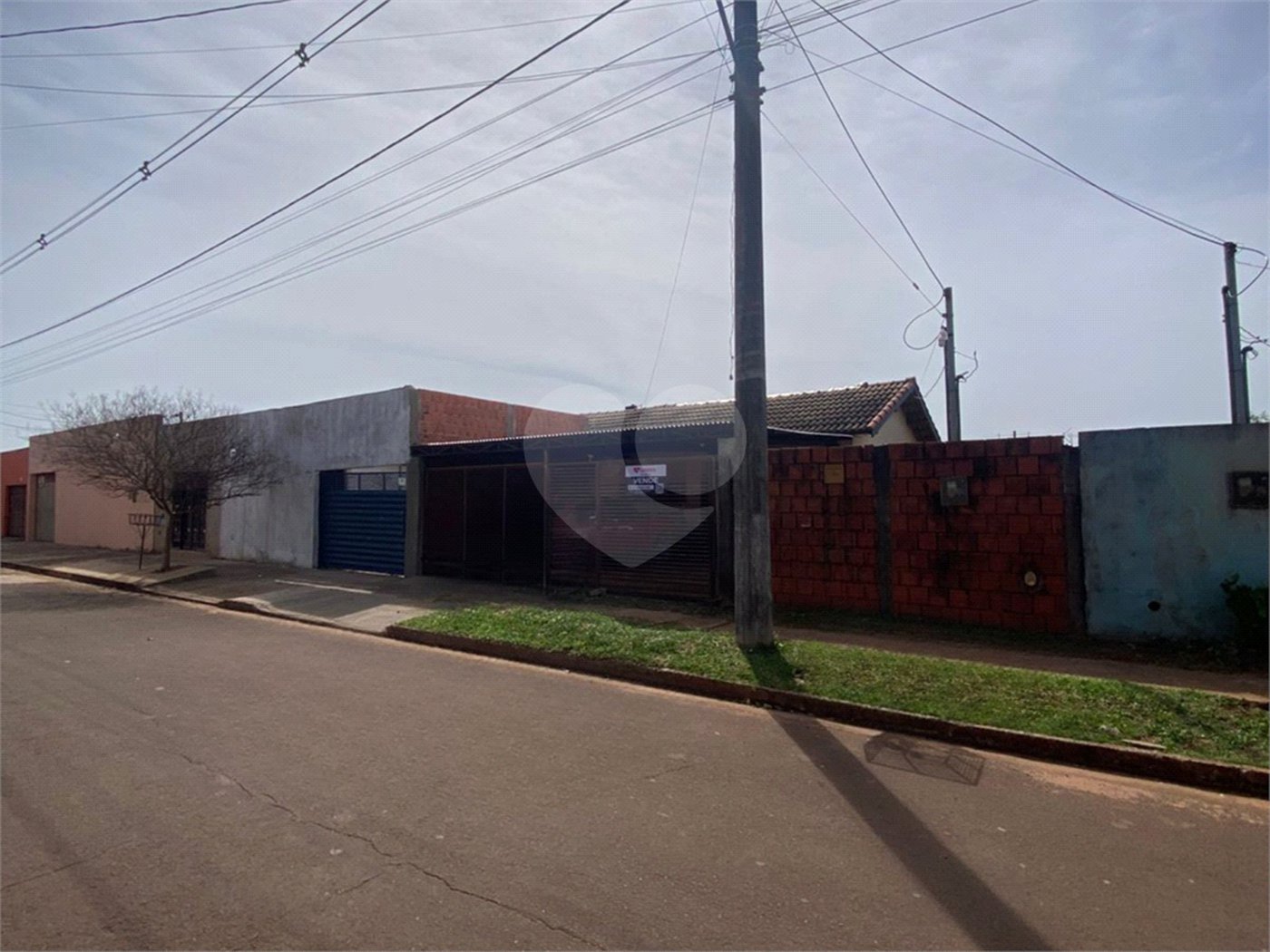 Casa à venda com 2 quartos em Residencial Kamel Saad, Ponta Porã, MS