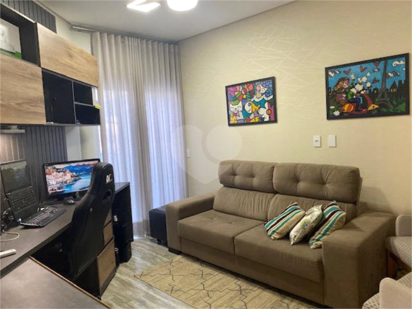 Casa à venda com 3 suítes no condomínio Campos do Conde I, Paulínia - SP