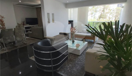 Apartamento à venda com 3 quartos, sendo 2 suítes, em Vila Andrade, São Paulo, SP