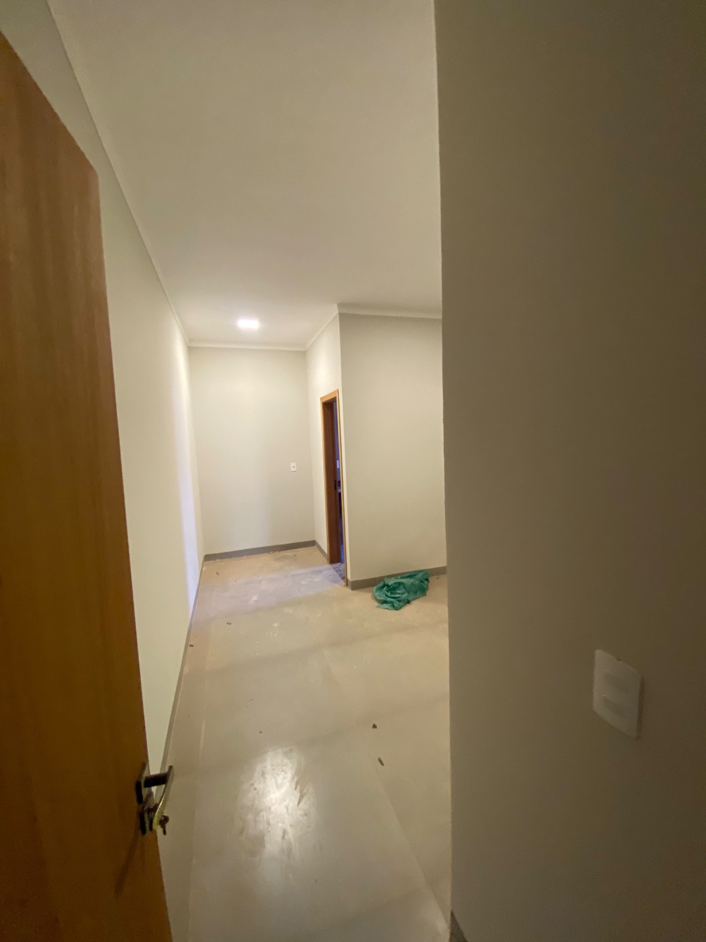 Casa à venda com 3 quartos, sendo 1 suíte,  em Bela Vista da Lagoa, Três Lagoas, MS