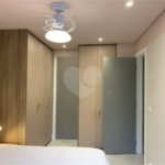 Apartamento à venda com 3 quartos, sendo 1 suíte,  em Cidade São Francisco, São Paulo, SP