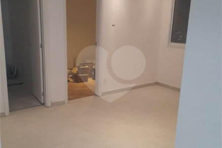 Apartamento à venda com 2 quartos em Lapa, São Paulo, SP