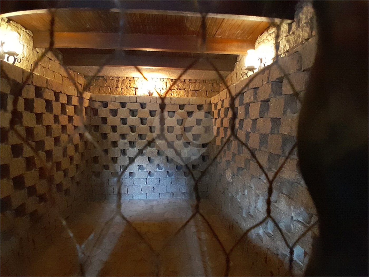 Sobrado à venda ou para alugar com 3 suítes em Serra da Cantareira, Mairiporã, SP