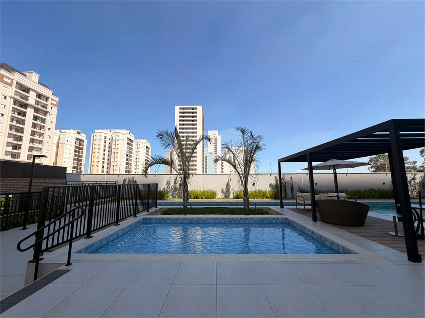 Apartamento à venda ou para alugar com 2 quartos, sendo 1 suíte, em Parque Campolim, Sorocaba, SP