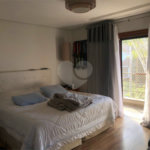 Casa à venda com 3 quartos, sendo 2 suítes,  no condomínio Aruã, Mogi das Cruzes - SP