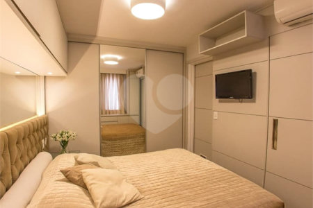 Apartamento à venda com 3 quartos, sendo 1 suíte, em Vila Campestre, São Paulo, SP