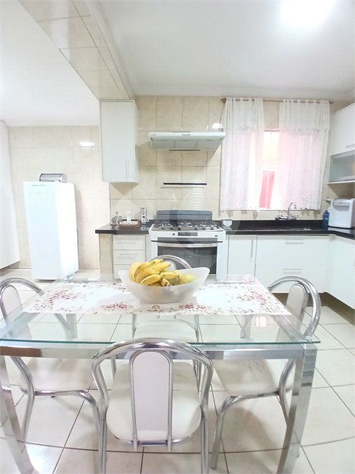 Casa à venda com 3 quartos, sendo 1 suíte, em Vila Rica, São Paulo, SP