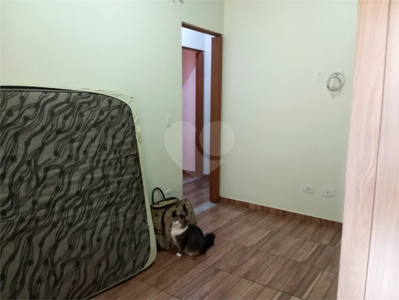 Terreno á venda com 2 casas na Vila Rosália, Guarulhos, SP.