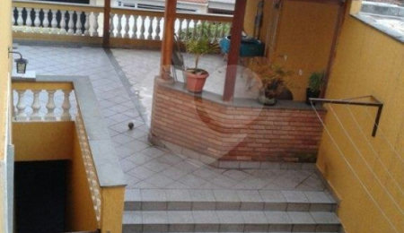 Sobrado à venda com 3 quartos, sendo 1 suíte,  em Tremembé, São Paulo, SP