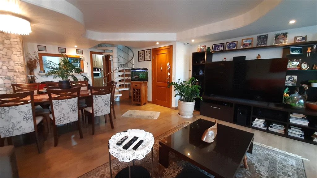 Cobertura à venda com 3 quartos, sendo 2 suítes,  em Bela Aliança, São Paulo, SP
