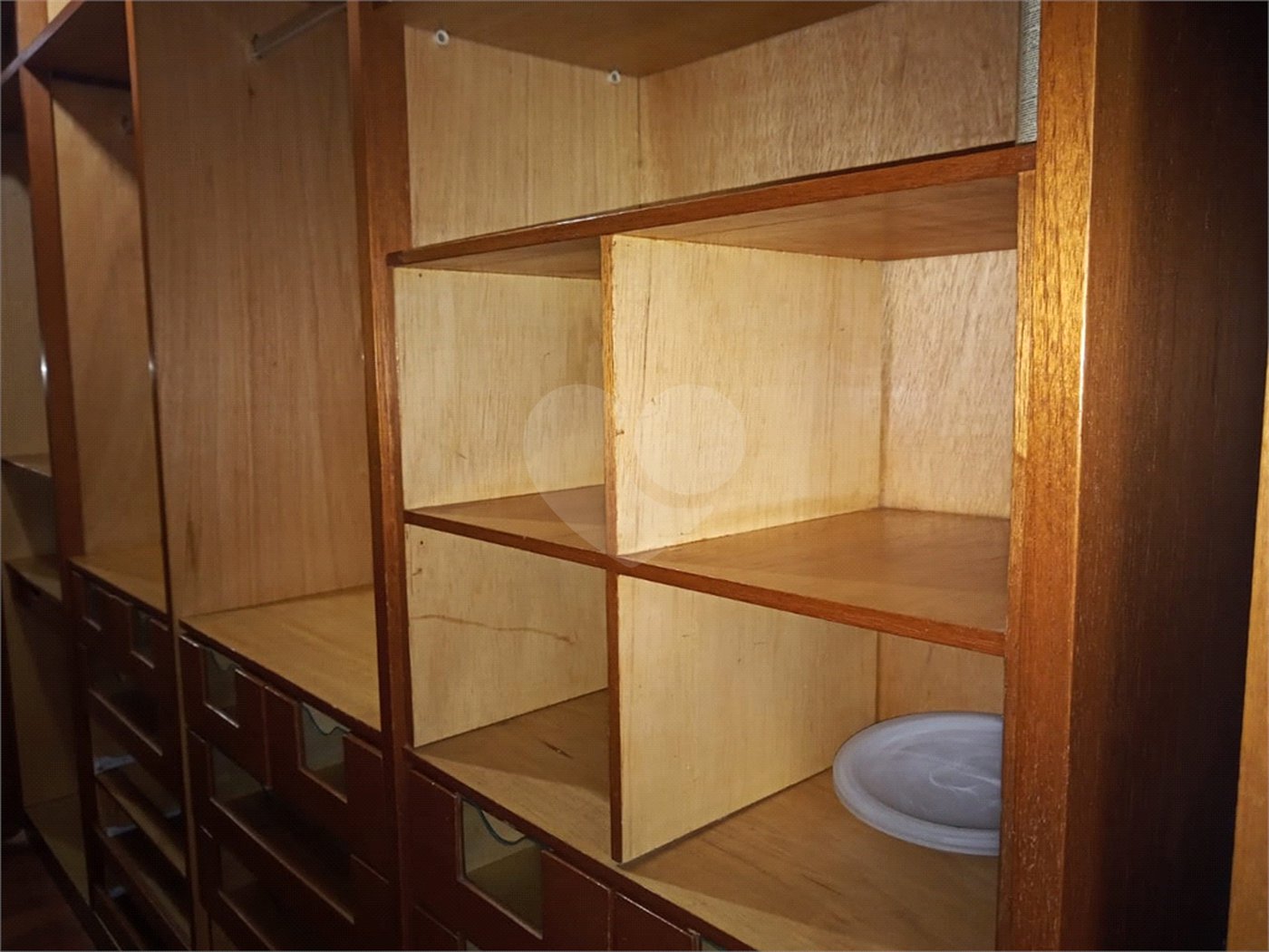 Sobrado à venda com 4 quartos, sendo 3 suítes, em Tremembé, São Paulo, SP