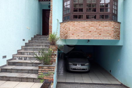 Sobrado à venda com 3 quartos, sendo 1 suíte, em Vila Suzana, São Paulo, SP